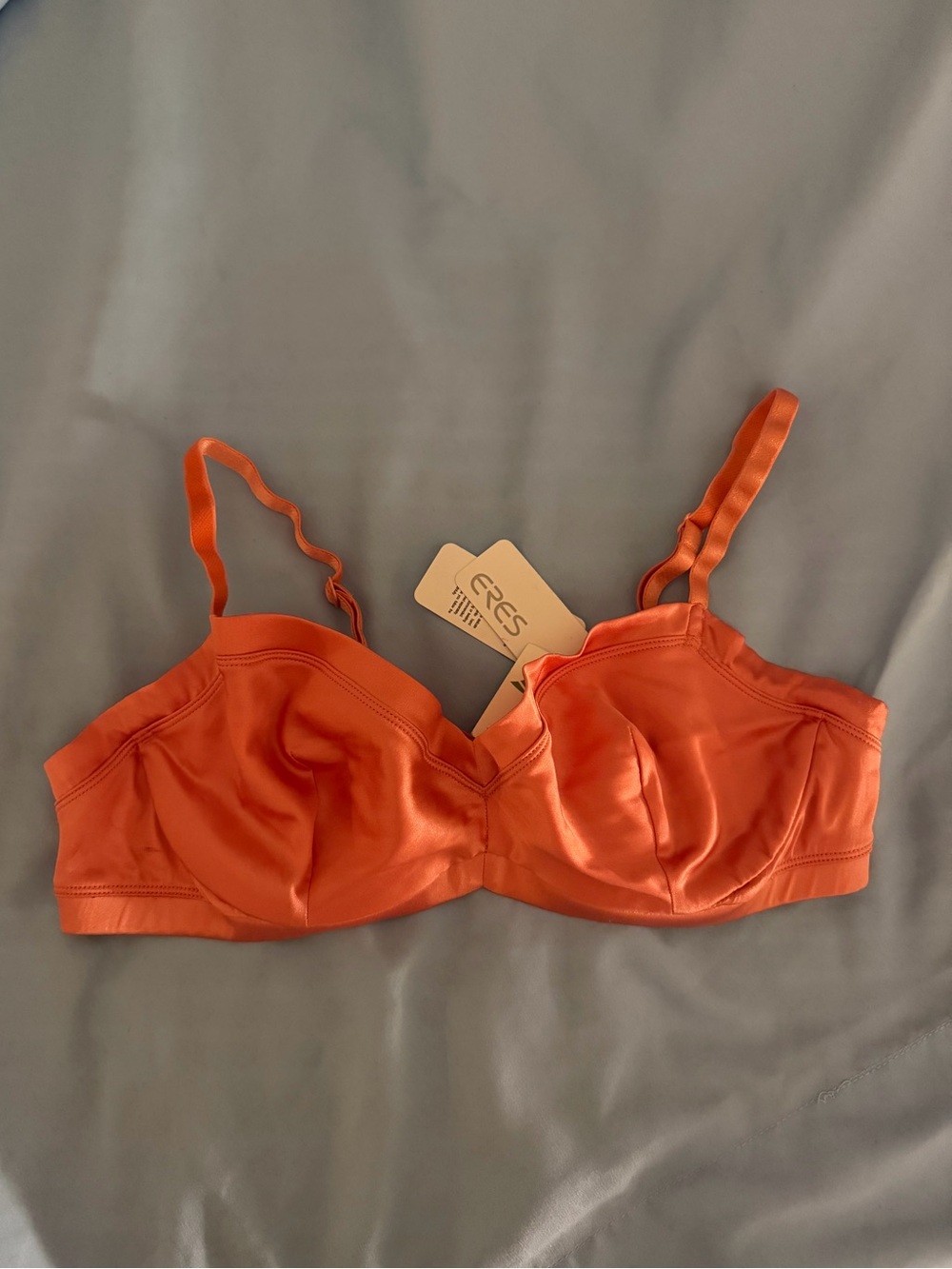 Pink Eres Bra BRAND NEW! 34B